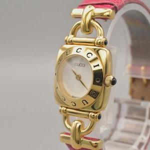 Vintage Gucci Women's Watch | Gold Dial Horsebit Swiss Quartz, Old Money Aesthetic Luxury Gift for Her, 6300L 90s JDM