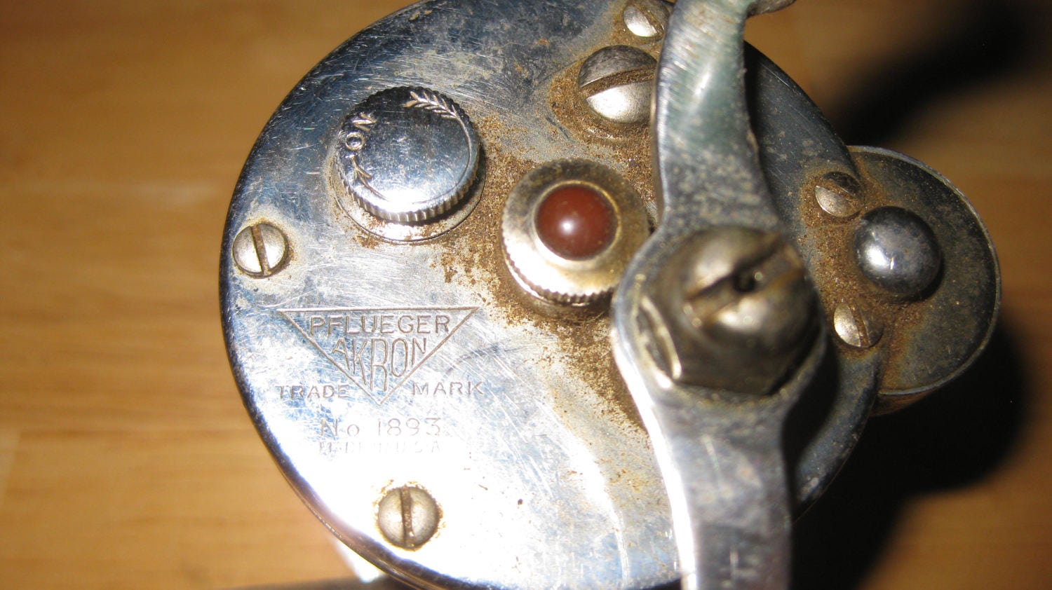 Vintage Pflüger Akron #1893 fishing reel - Storage Discoveries