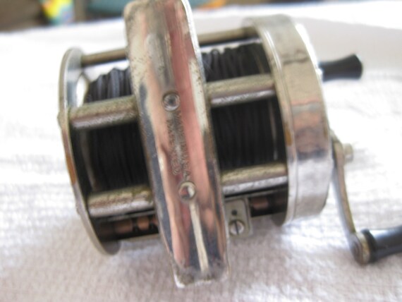 Moulinet de coulée vintage SOUTH BEND N°500 ENROULEMENT DE NIVEAU