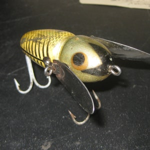 Heddon Tiny Crazy Crawler  Old Antique & Vintage Wood Fishing