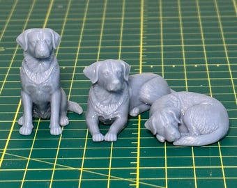Unpainted G Scale figurine Labrador Retriever set of three