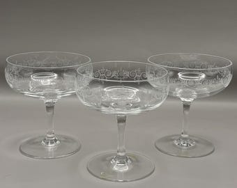 VTG Mirabell of Austria Brocade Etched Cordial Glasses - 3.5" Rare Set Of 3