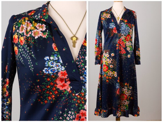 70's Vintage Floral Dress. Groovy, Flower Print, P