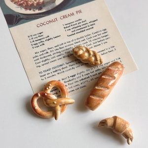 Polymer Clay Bakery Magnets, Croissant, Baguette, Pretzel, Sourdough Fridge Decor | Dessert magnets