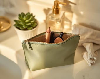 Zipper Pouch Sewing Pattern: 3 Sizes, Beginner Friendly Makeup Bag (PDF Download)