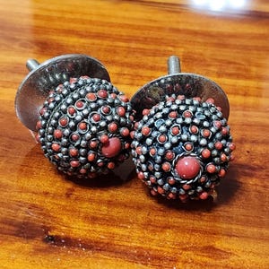 Vtg Ball Beaded Pull Knob Cabinet Drawer Cupboard Pull Dresser DIY Artsy Hippie