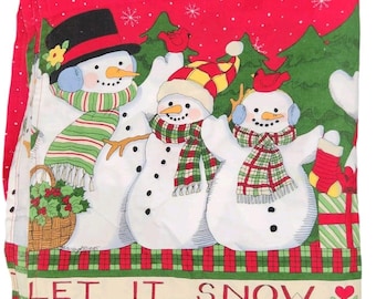 Mantel navideño vintage de los años 90, estilo cabaña, hecho a mano, con diseño de muñeco de nieve y estampado "Let It Snow", color rojo, 88 × 56 pulgadas.