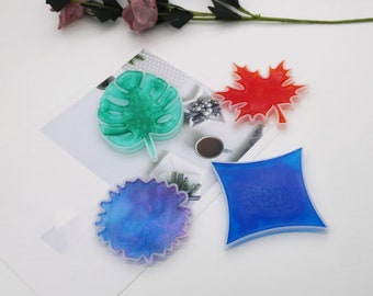 1PCS Mirror Surface Resin Coaster Mold DIY Maple Leaf Silicone Mold For Home Decoration 103196