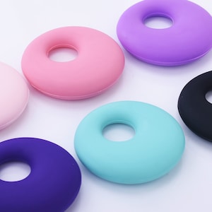 Cuentas redondas de silicona de 50 mm - Colgante circular de silicona - Cuentas de silicona sin BPA al por mayor 1 pieza 102573