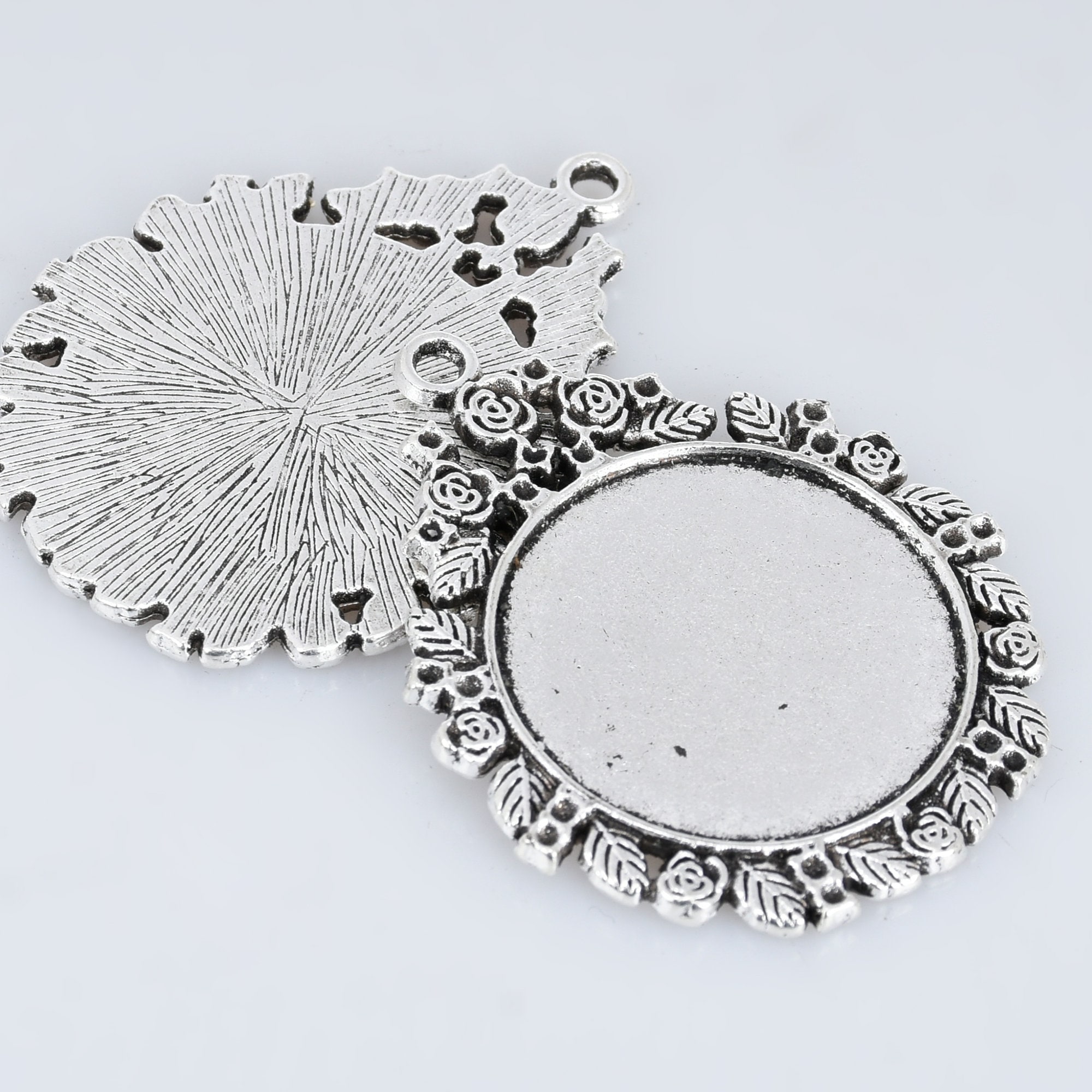 20 Set Di Vassoi Per Pendenti Rotondi In Tonalità Argento Antico - Foto 3