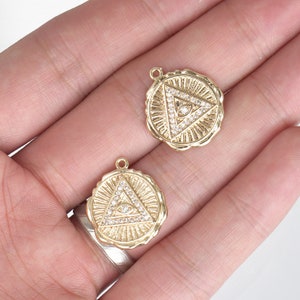 14k Gold Plated Evil Eye Pendant 17mm Medallion Greek Eye Charm for strength and protection Jewelry Making 103318