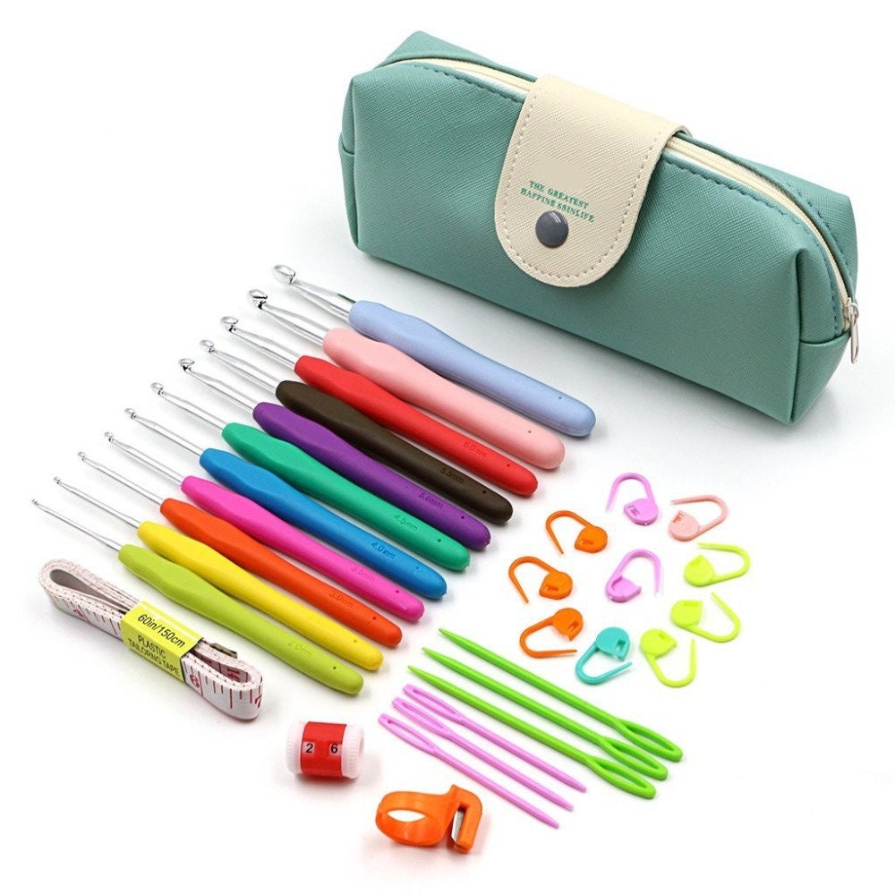 Crochet Tools - Annie's Crochet Hooks Set with Case