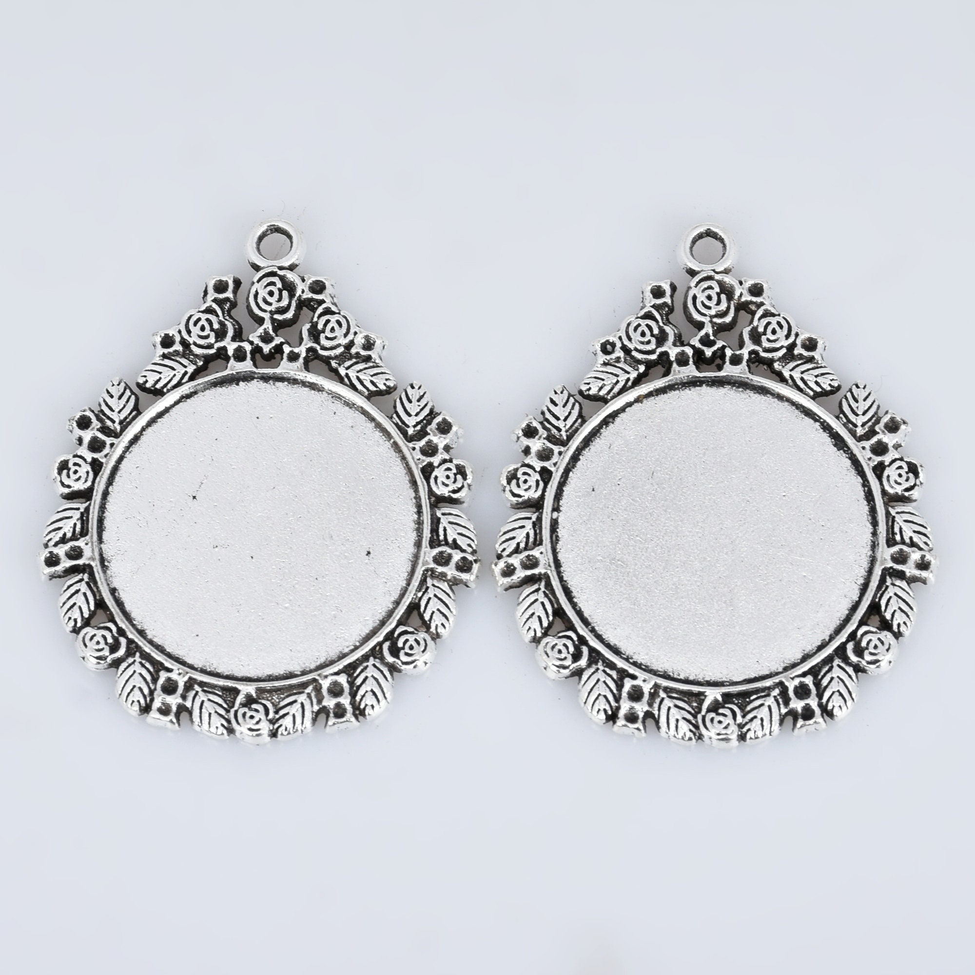 20 Set Di Vassoi Per Pendenti Rotondi In Tonalità Argento Antico - Foto 5