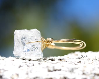 Gold Wirewrapped Ring Ice Cold. Ring. Raw Crystal & Gold Wire Wrapped