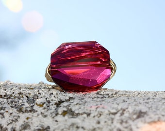 Gold Wirewrapped Ring Gem Pops. Swarovski Crystal in Ruby Red Pink Gold Wire Wrapped Ring