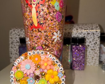 Pooh 24oz snowglobe with lid