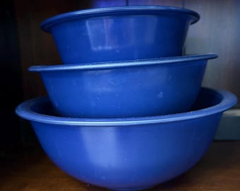 Vintage Pyrex set Blue with Clear Base