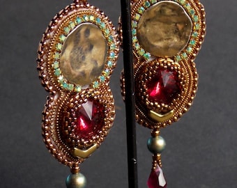 Charlotte Earring, Modern, fashionable, Elegant style,  metal button  ,  beaded, seed bead earring, bead embroidery, Luxury jewelry