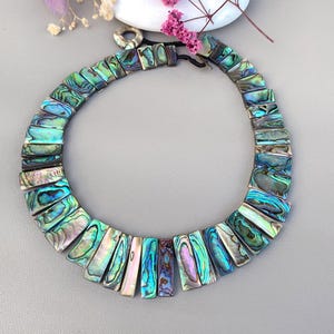 Gargantilla para mujer de auténtica concha de abulón de colores arcoíris, joyería llamativa, regalo