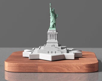 Statue of Liberty Concrete Miniature, Architectural Model with Custom Wood Base, New York City Souvenir, Desk Decor, Gift for Architects