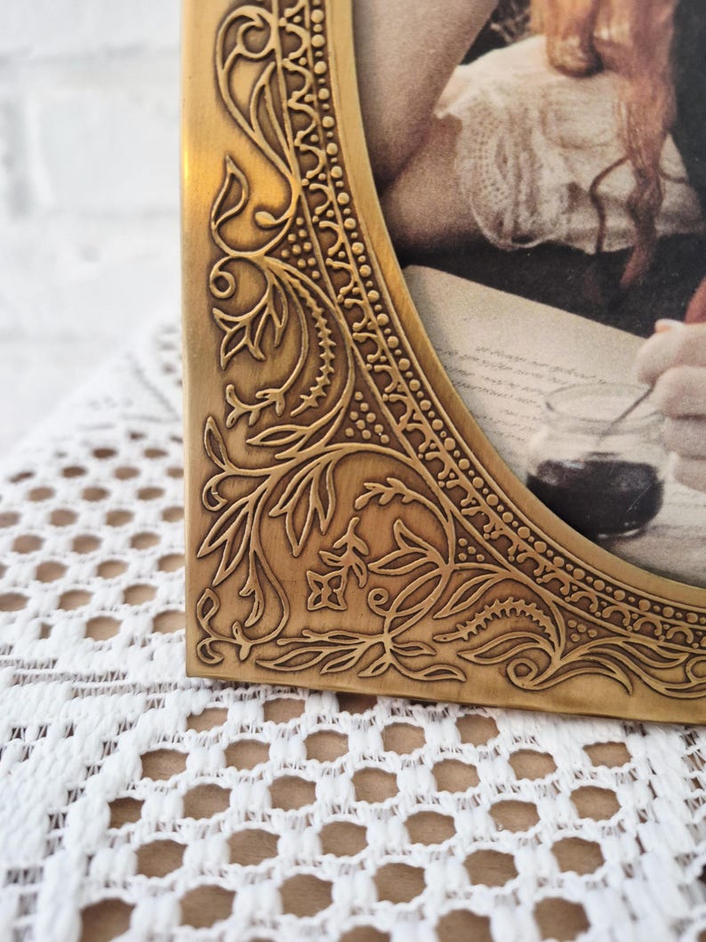 Vintage Ornate Gold Oval Picture Frame 6x8, Victorian Oval Brass ...