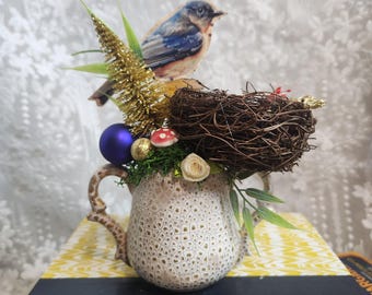 Composizione artistica a tecnica mista con uccellino azzurro - Decorazione shabby chic con uccellino - Regalo artistico in stile country/farmhouse a tema natura