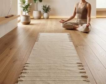 Tappetino da yoga in cotone biologico, tessuto a mano, naturale, ideale per meditazione ed esercizi fitness antiscivolo (60 x 180 cm)