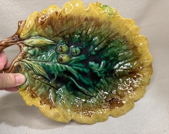 Vintage Majolica Acorn Leaf Plate