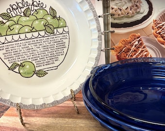 Vintage Pyrex, Chantal and Country Harvest Pie Plates CHOICE