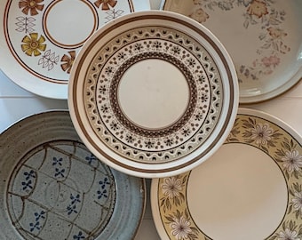 Vintage Stoneware 12” Neutral Retro Daisy Platters