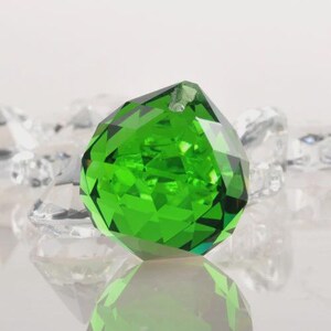 Asfour 20mm Crystal Faceted Crystal Ball in Green