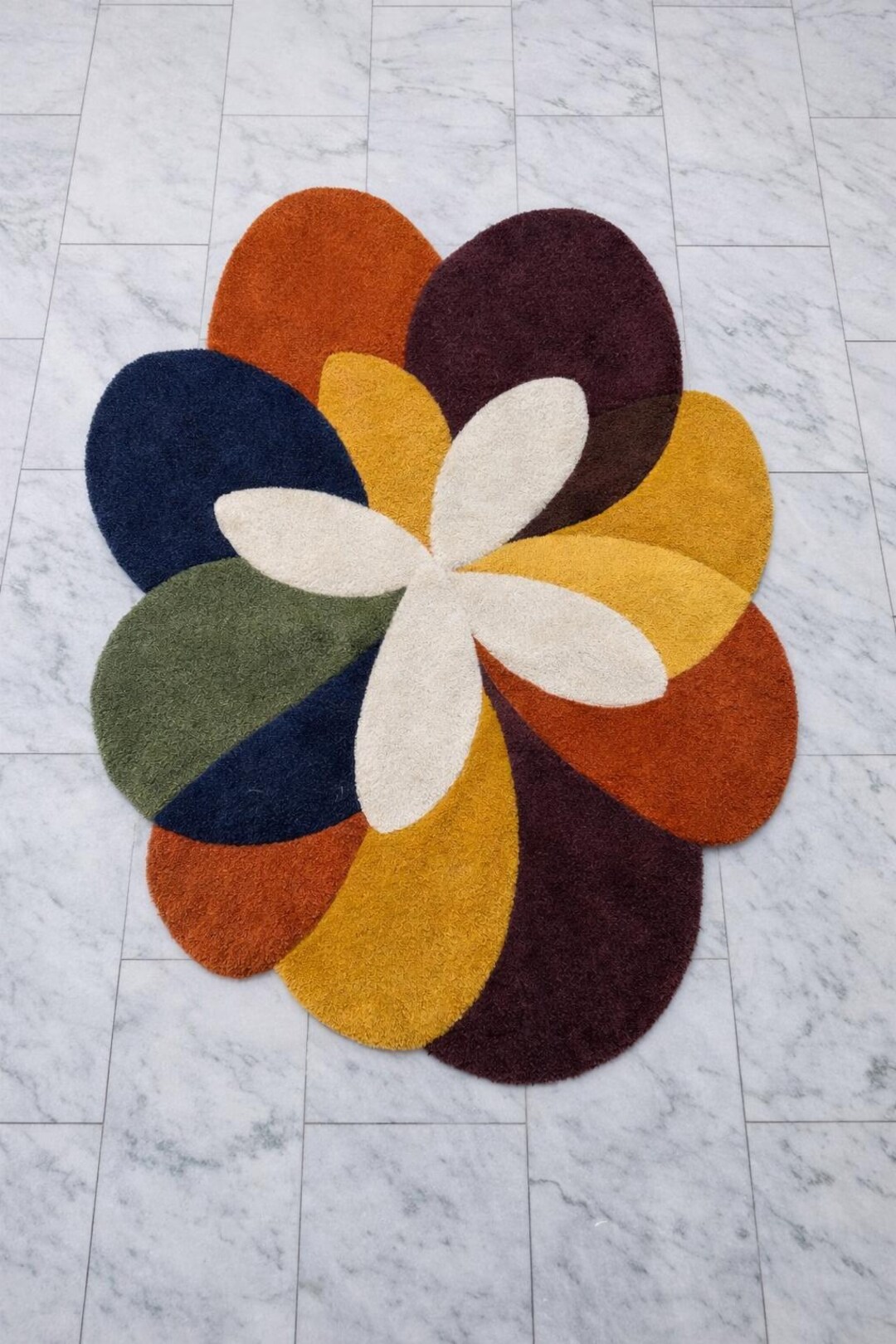 Hand-tufted Wool Area Rug: Irregular Abstract Flower, Multi-color - Etsy