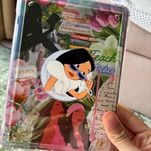 Nostalgic 2000s Penny Cartoon MagSafe grip, Magnetic Kindle Grip, Kindle Accessories, Kobo Grips, Bookish Gifts for Bookworms, Booktok