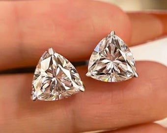 Moderne Diamant-Ohrstecker im Trillionschliff, 14k Solid Rose Gold Dreieck Ohrstecker, 2.00 TCW Champagner Moissanite Ohrringe, Geometrisch Minimalist