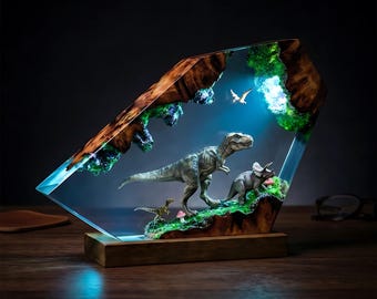 Jurassic Dinosaurier Nachtlicht, Holz Harz Lampe, Dinosaurier Dekor Lampe, Waldszene Lampe, Geschenk für Ihn, Vatertagsgeschenk