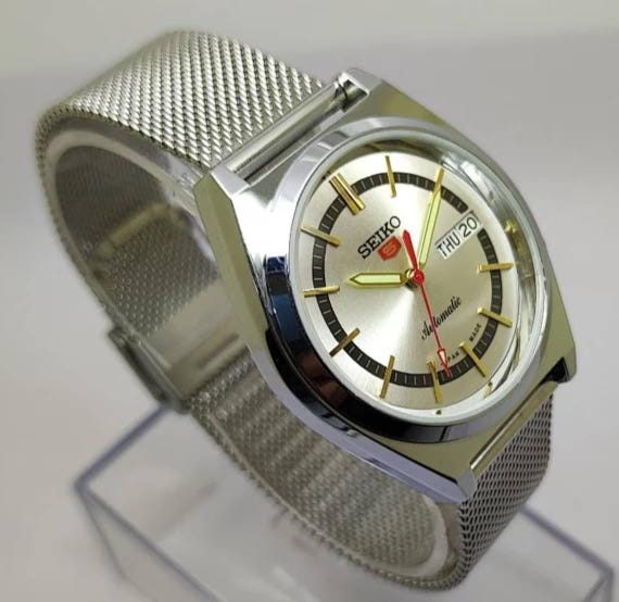 Seiko 5 Automatic Vintage Men’s Watch White Dial 7009