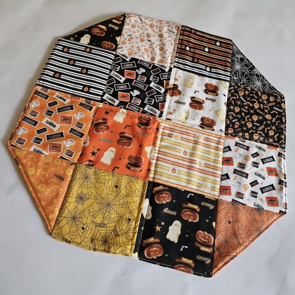 Handmade Hexagon Table Topper, Halloween Table Topper, Ready to Ship, Quilted topper, Fall Table Topper 18" x 18 side to side