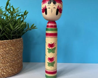 Kokeshi Rattle Doll from 1973 by Hiraga Teizo - Very pretty traditional Japanese doll - h260199