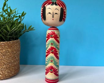 Kokeshi doll by Okazaki Naoshi - Very pretty traditional Japanese doll - h260200