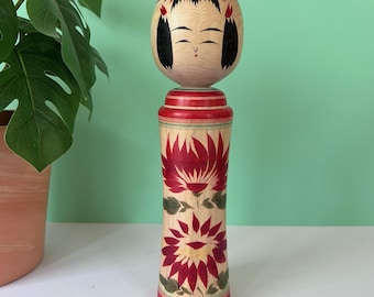 Takahashi Matsuko Kokeshi Doll - Very pretty traditional Japanese doll - h260185