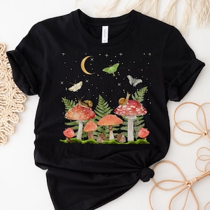 Mushroom Tshirt, Mushroom Clothing, Cottagecore Shirt, Mushroom Shirt, Botanical Shirt, Cottagecore Clothing, Cottage Core Shirt, Goblincore