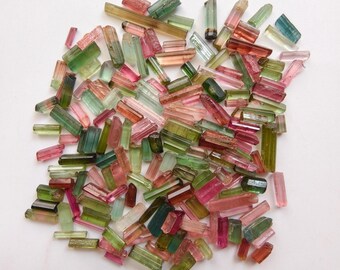 Lote de lápices de turmalina multicolor natural en bruto, peso 75 quilates, tamaño 20 x 5 mm, barras de turmalina bicolor en bruto, turmalina arcoíris para la fabricación de joyas.