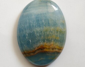 Calcedônia Natural Aqua Fresh de Qualidade AAA, Cabochão, Peso 53 Quilates, 1 Peça, Tamanho 36x26x7 mm, Azul Celeste, Lisa, Ideal para Anel e Pingente. Gema Solta.