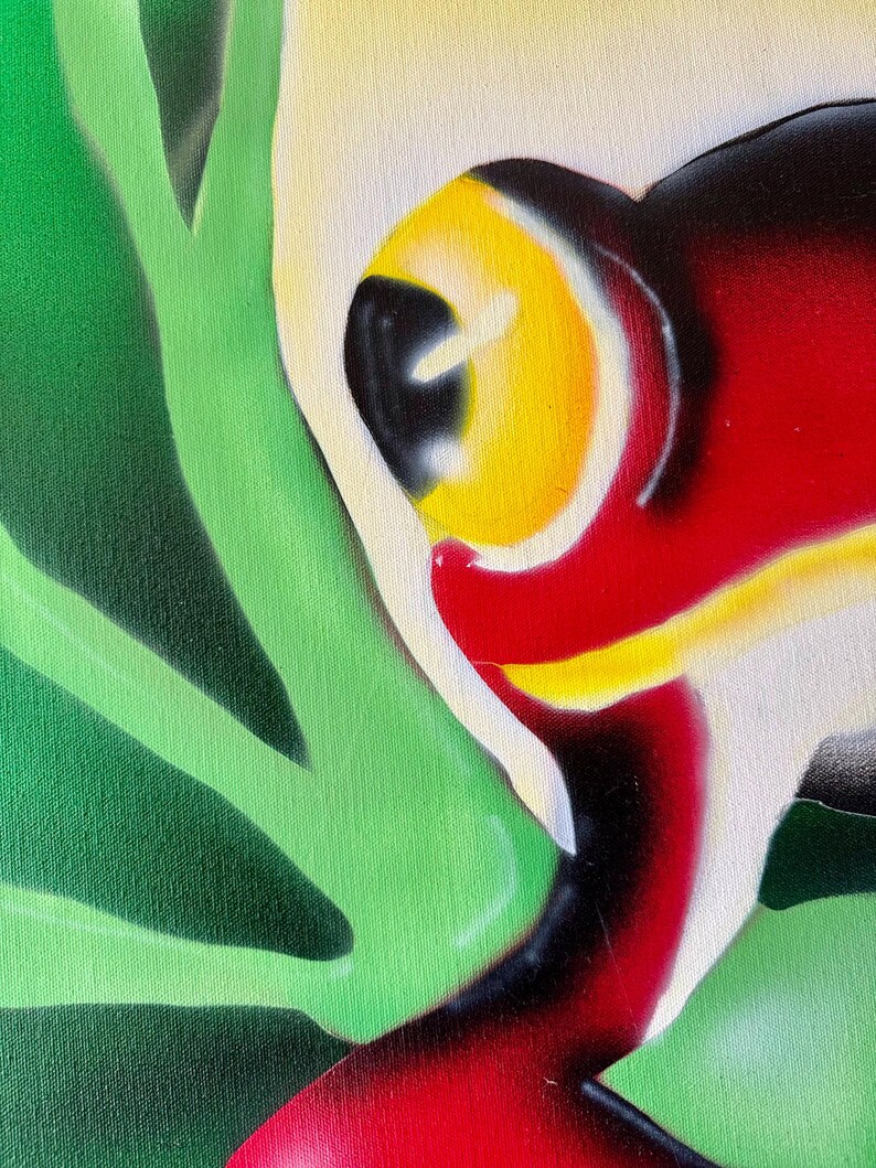 Op de afbeelding: Abstract schilderij met een close-up van een kleurrijk ontwerp. Het kunstwerk bevat een levendige mix van kleuren, waaronder rood, geel, zwart en groen. De compositie bevat organische vormen, waardoor een dynamische en opvallende visuele ervaring ontstaat.