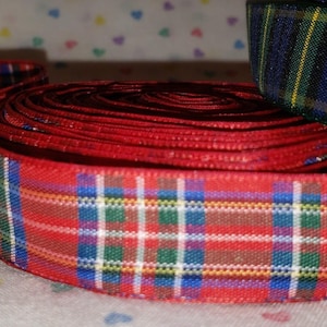 Cinta de tafetán tartán a cuadros de 5/8" roja, azul y verde, stock antiguo vintage cortado a medida