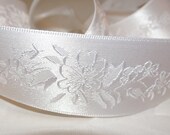 1 quot White Floral Jacquard Satin Bridal Ribbon Old Store Stock, Hair Bows Headbands, Barrettes, Ribbon Weaving, Scrapbooking, Millinery, BTY