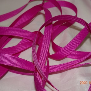 Cinta de grosgrain de frutos silvestres de 3/8" Stock antiguo de tienda