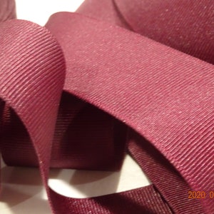 Ruban gros-grain vin de 1-1/2 po. Stock d'ancien magasin