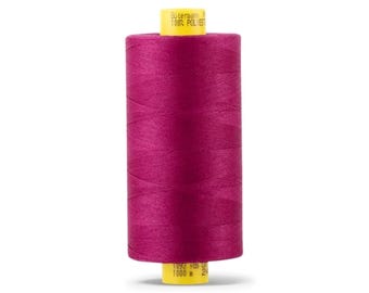 1 bobine de polyester Gutermann Mara 100 n° 247, FUCHSIA foncé, 1094 m