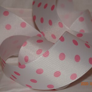 1-1/2" roze grote stippen op wit grosgrain lint Old Store Stock BTY